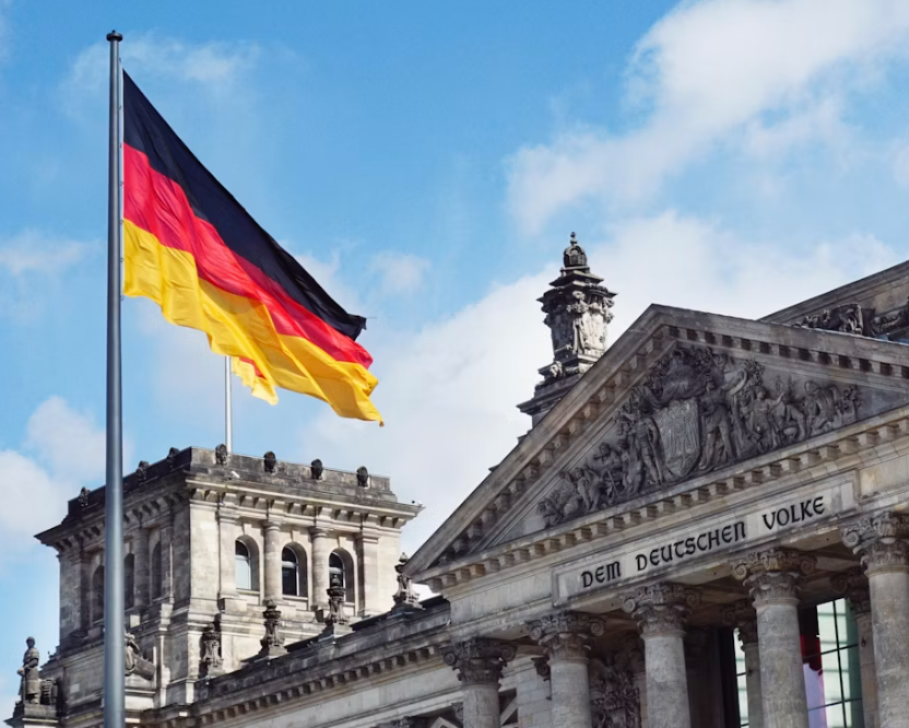 FT Blog: Friedrich Merz unveils €10bn tax cuts to revive German growth