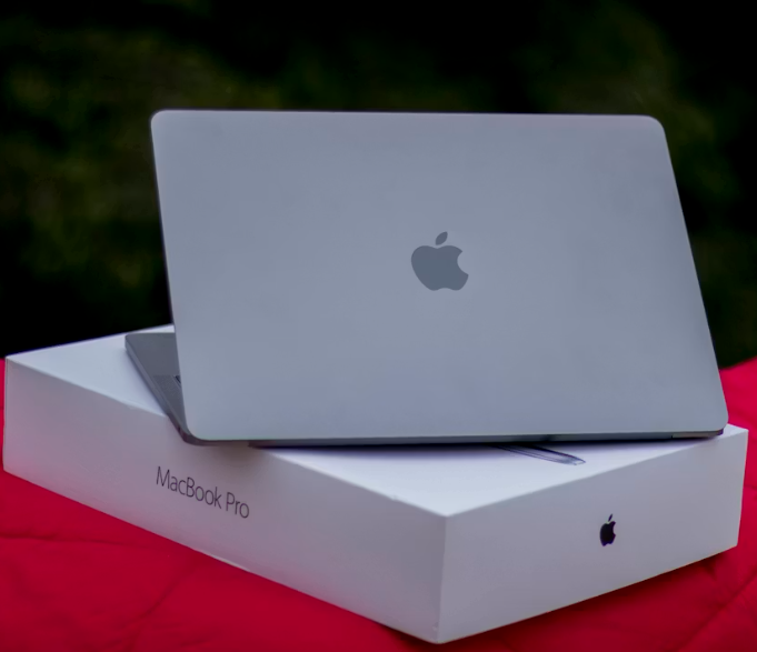 FT Blog: Apple increases MacBook and iPad prices by 20%