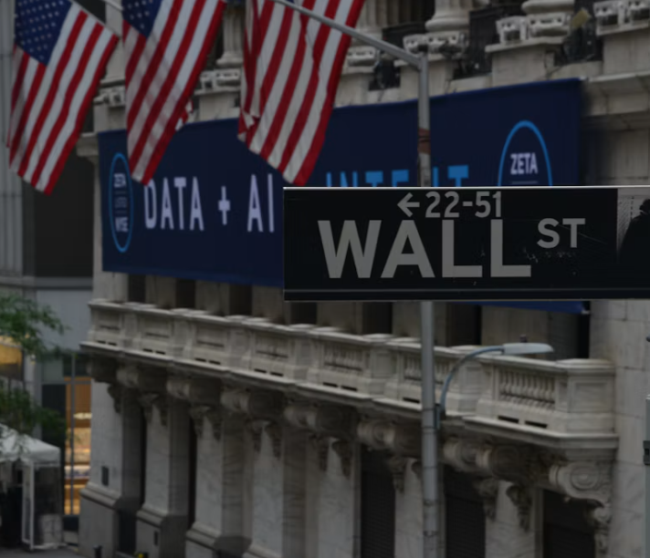 FT blog: US economy beats forecasts to grow at 3.4% rate in third quarter