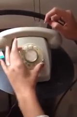 Un teléfono antiguo